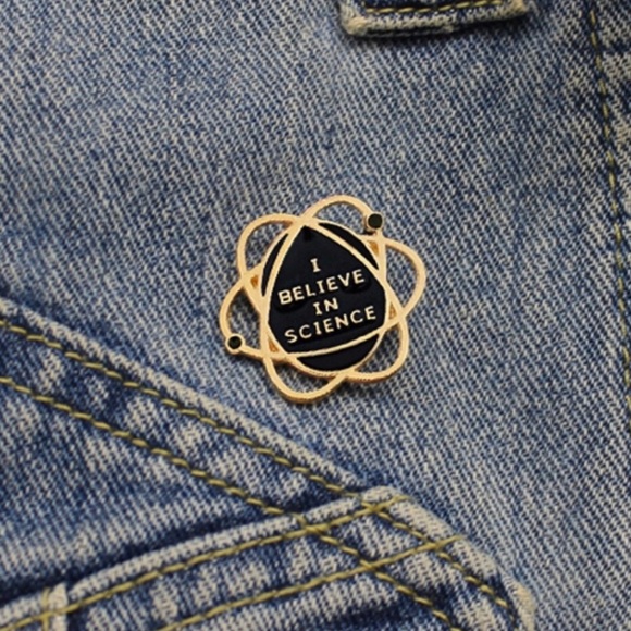 3/$23 🆕 “I Believe In Science” Enamel Pin Brooch - Picture 2 of 6